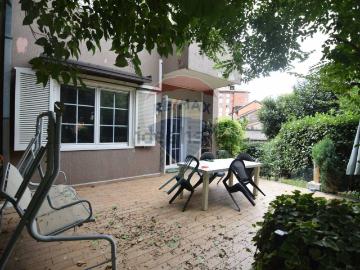 Villetta a schiera in affitto di 200 m² in Via Torazza, 152