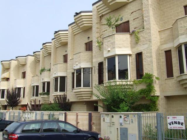 Villetta a schiera in affitto di 210 m² in Via Colombara, 21