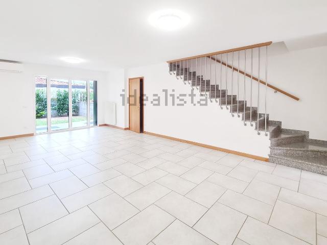 Villetta a schiera in affitto di 220 m² in Via Molin Nuovo, 95
