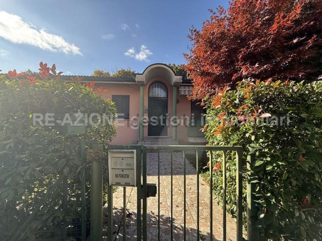 Villetta a schiera in affitto di 217 m² in Via Gioberti