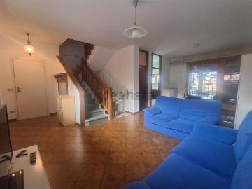 Villetta a schiera in affitto di 240 m² in Viale Gaetano Salvemini