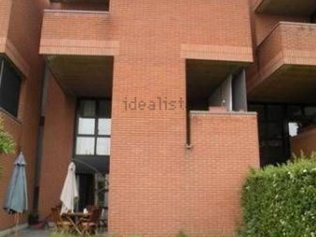 Villetta a schiera in affitto di 340 m² in Via cristoforo colombo, 15
