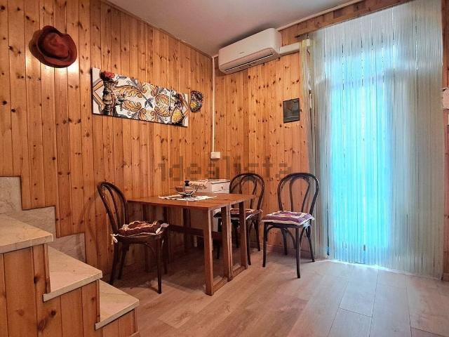 Villetta a schiera in affitto di 35 m² in Via labirinto