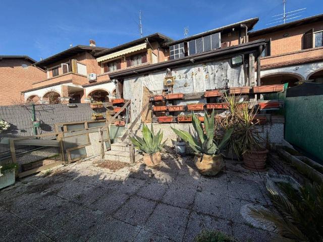 Villetta a schiera in vendita a Magherno PV