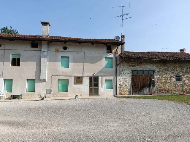 Villetta a schiera in vendita a Manzano UD