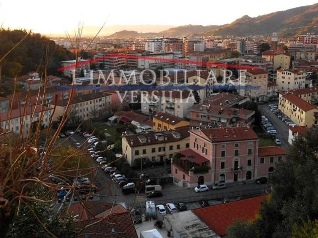 Villetta a schiera in vendita a Massa MS