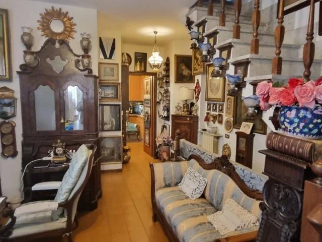 Villetta a schiera in vendita a Massa MS