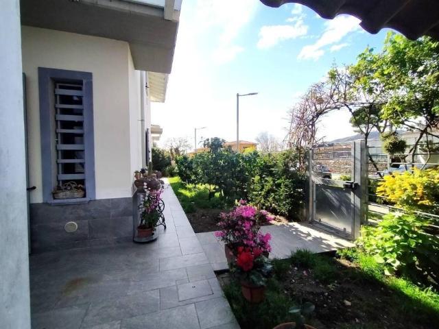 Villetta a schiera in vendita a Massa MS