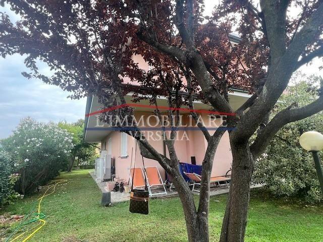 Villetta a schiera in vendita a Massa MS