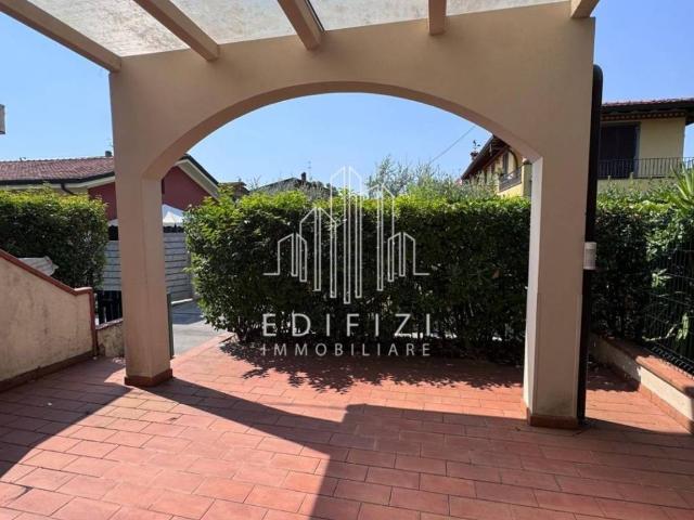 Villetta a schiera in vendita a Massa MS