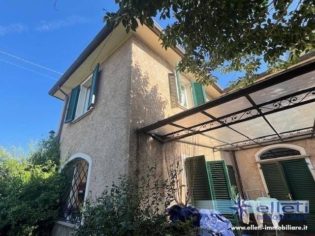 Villetta a schiera in vendita a Massa MS