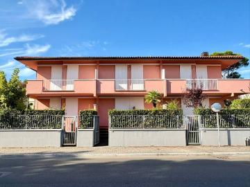 Villetta a schiera in vendita a Massa MS