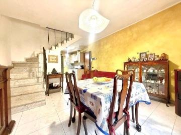 Villetta a schiera in vendita a Massa MS