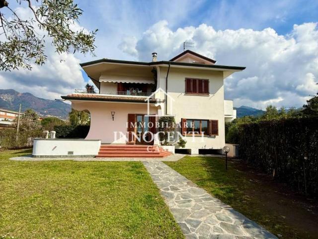 Villetta a schiera in vendita a Massa MS