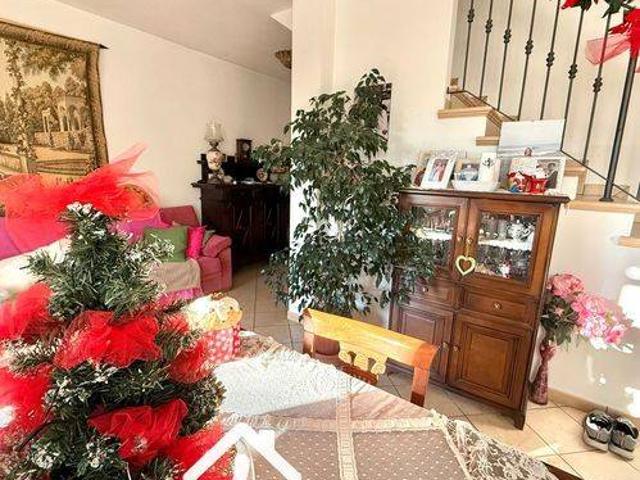 Villetta a schiera in vendita a Massarosa LU