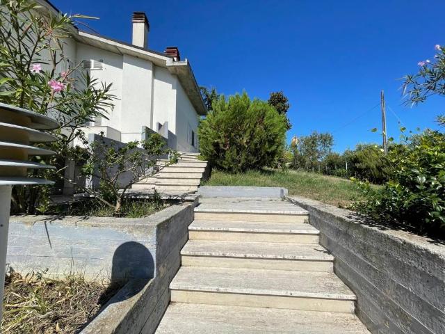 Villetta a schiera in vendita a Martinsicuro TE