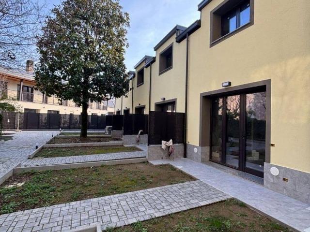 Villetta a schiera in vendita a Milano MI