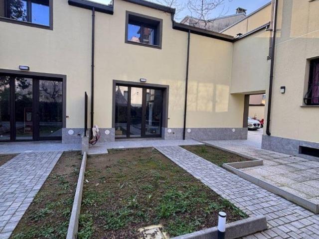 Villetta a schiera in vendita a Milano MI