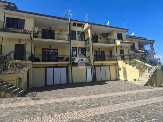 Villetta a schiera in vendita a Montalto Uffugo CS