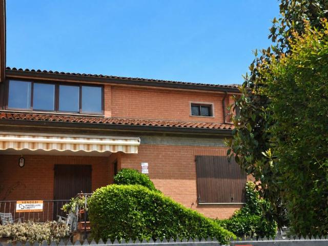 Villetta a schiera in vendita a Montechiarugolo PR