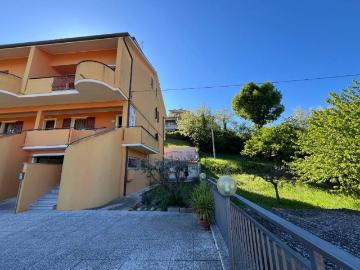 Villetta a schiera in vendita a Montelabbate PU