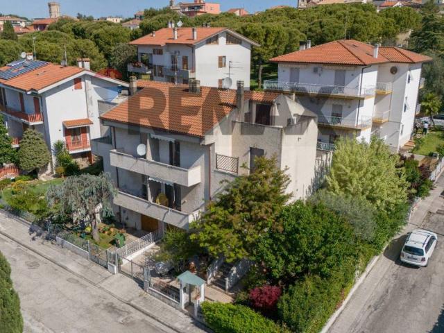 Villetta a schiera in vendita a Montemarciano AN