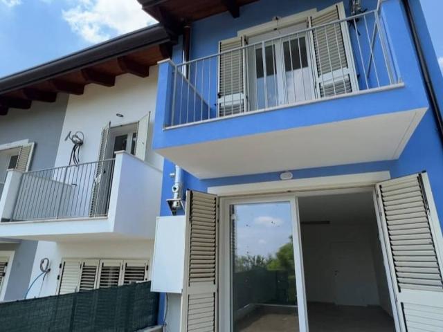 Villetta a schiera in vendita a Montescudo Montecolombo RN