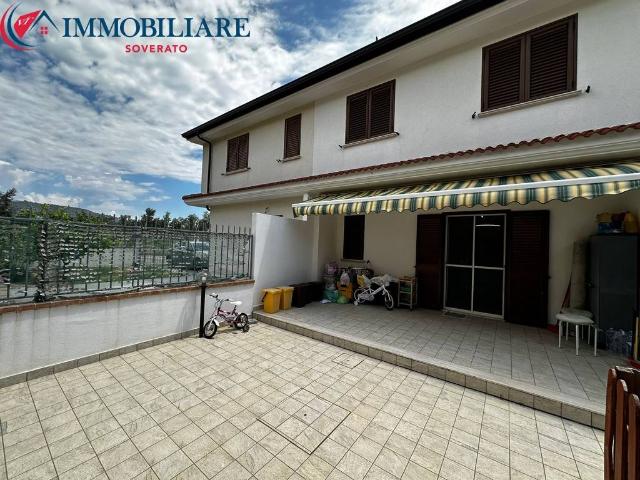 Villetta a schiera in vendita a Montepaone CZ