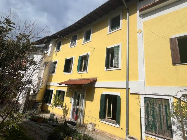 Villetta a schiera in vendita a Montereale Valcellina PN