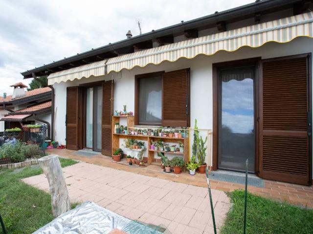 Villetta a schiera in vendita a Mornago VA