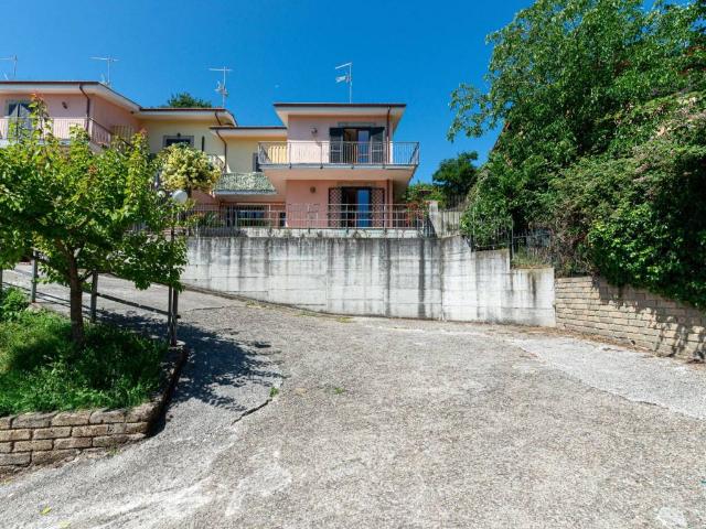 Villetta a schiera in vendita a Morlupo RM
