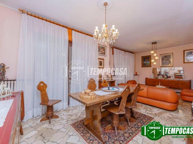 Villa in vendita a Motta Visconti MI