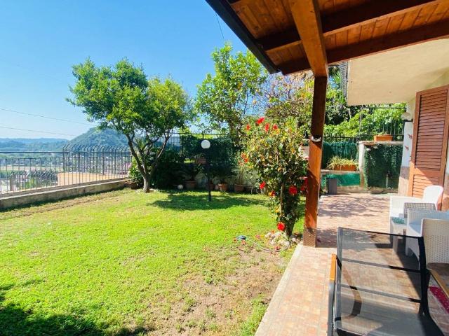 Villetta a schiera in vendita a Napoli NA