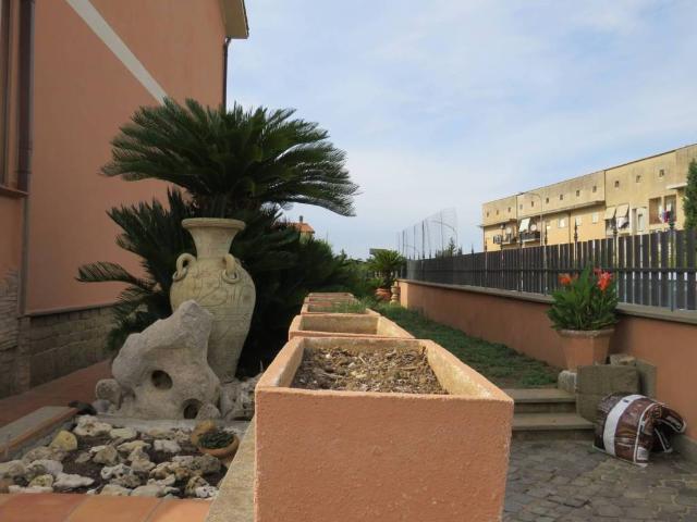 Villetta a schiera in vendita a Nepi VT