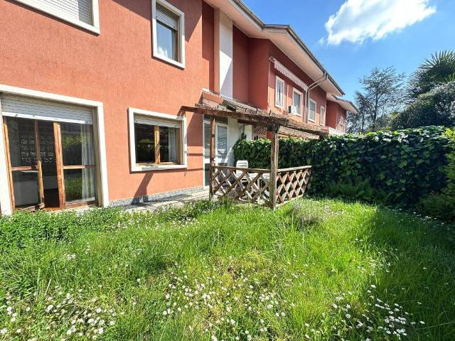 Villa in vendita a Novara NO