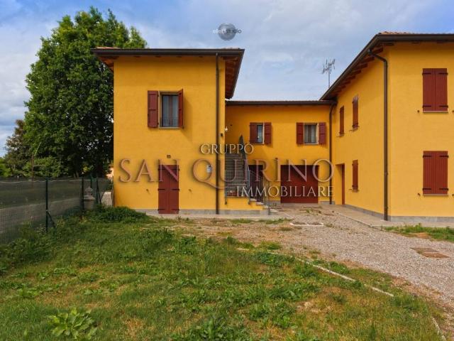 Villetta a schiera in vendita a Novi di Modena MO
