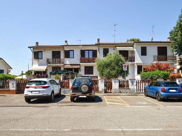 Villetta a schiera in vendita a Noviglio MI