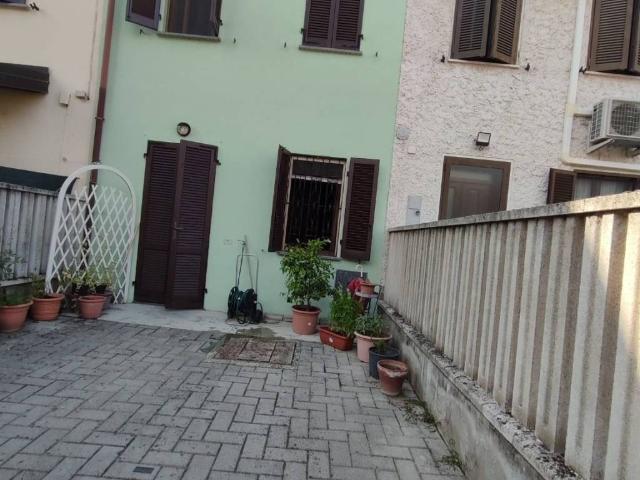Villetta a schiera in vendita a Ottobiano PV