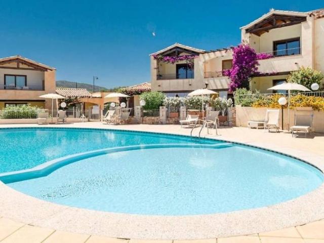 Villetta a schiera in vendita a Olbia OT