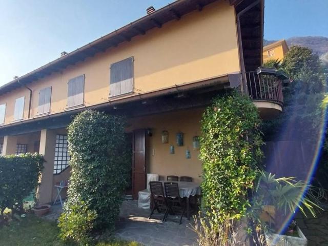 Villetta a schiera in vendita a Oliveto Lario LC