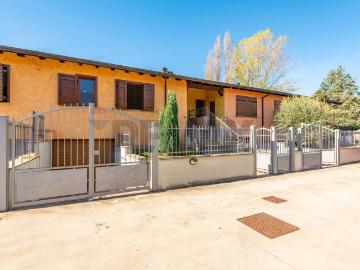 Villetta a schiera in vendita a Oricola AQ
