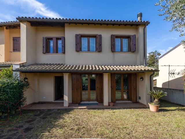 Villetta a schiera in vendita a Orvieto TR