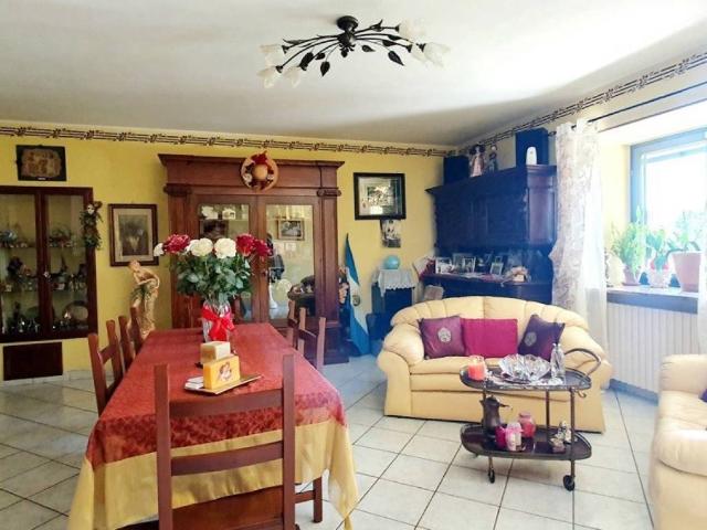 Villetta a schiera in vendita a Osasco TO