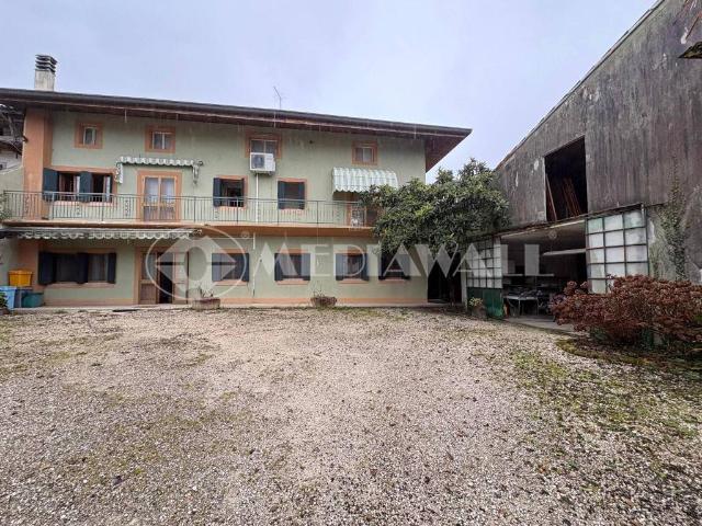 Villetta a schiera in vendita a Aviano PN