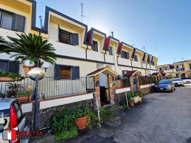 Villetta a schiera in vendita a Acerra NA