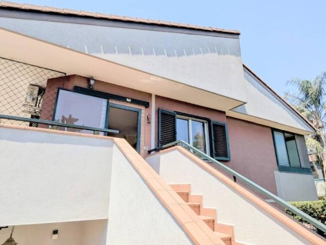 Villetta a schiera in vendita a Aci Catena CT