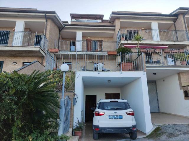 Villetta a schiera in vendita a Acquaviva Picena AP