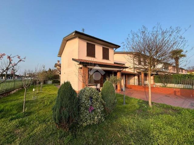 Villetta a schiera in vendita a Agnadello CR