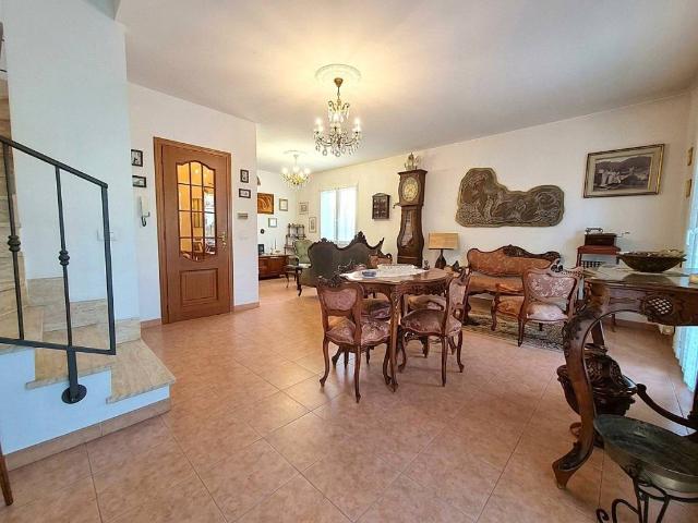 Villetta a schiera in vendita a Albenga SV