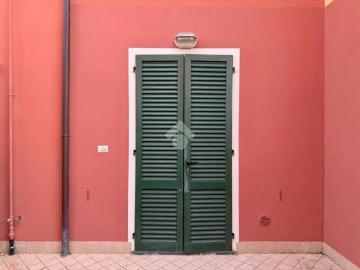Orentano, Lucca Toscana, Toscana - Parcheggio auto